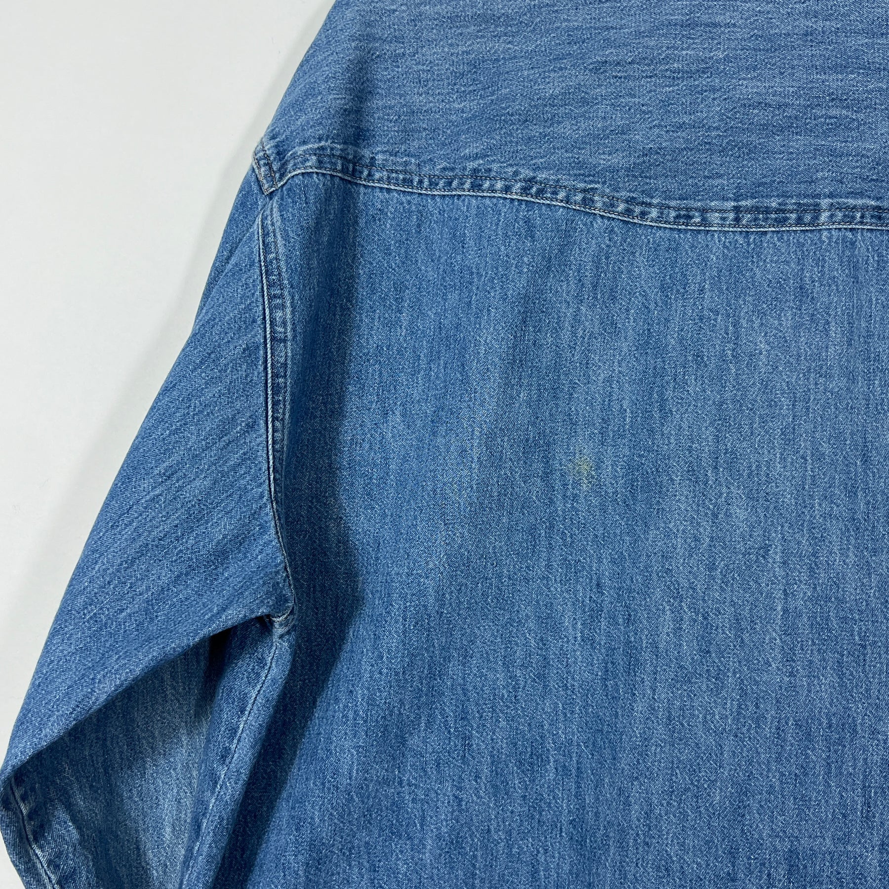 Vintage Guess Denim Button-Down Shirt - Men's Large