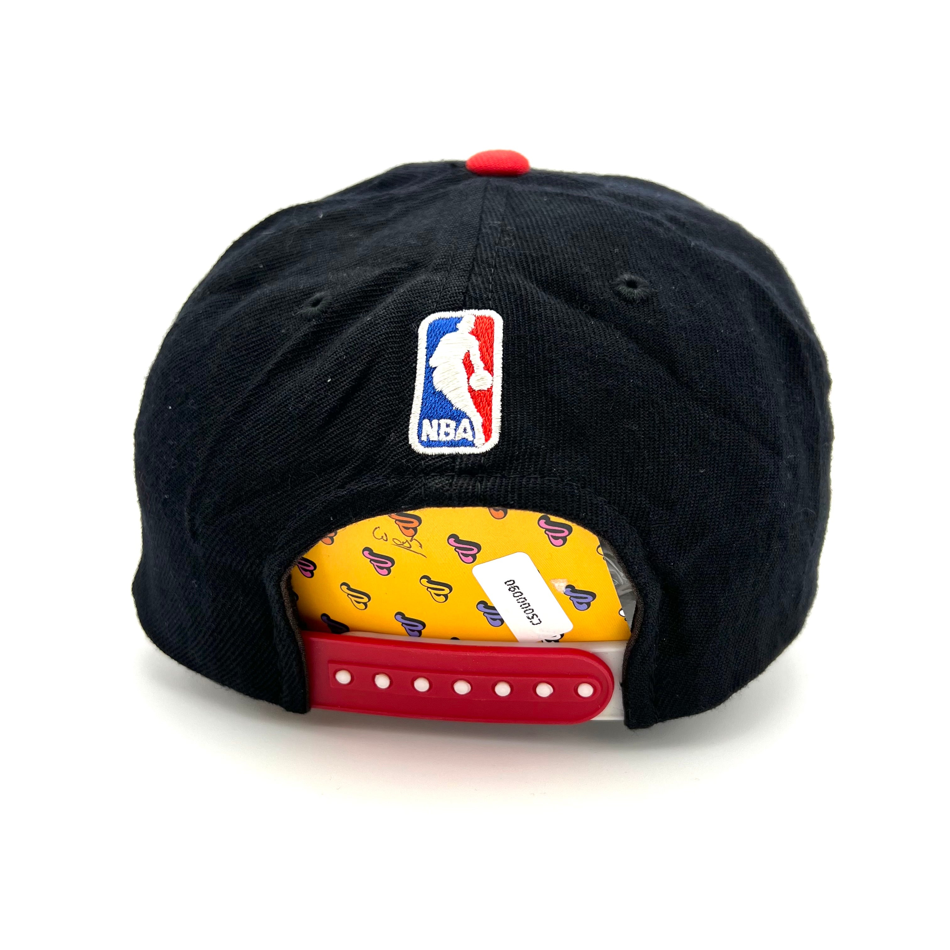 Vintage NBA Chicago Bulls Snap-Back Hat - Adult OSFA